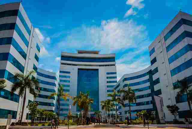 Governo funcionando, prefeituras e bancos fechados; veja o que abre e fecha na semana do Carnaval