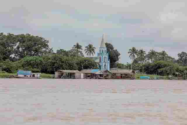 Idosos e profissionais de saúde do Baixo Madeira são vacinados