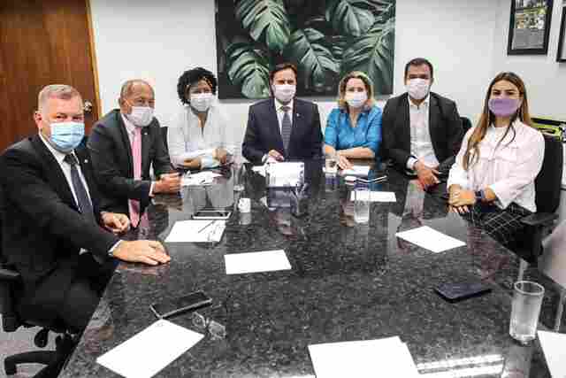 Bancada Federal de Rondônia destina R$ 11 milhões para compra de vacinas contra a Covid-19