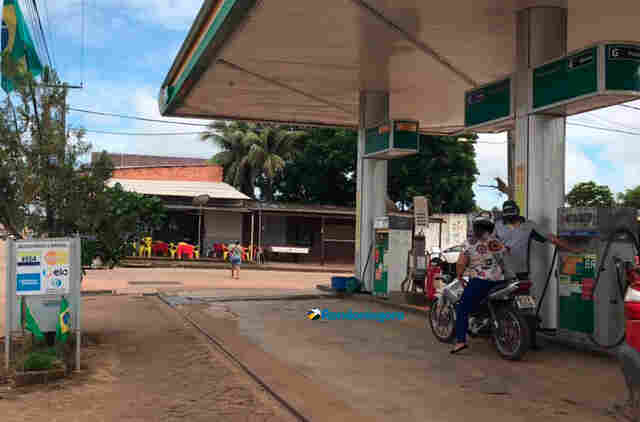 Petrobras anuncia novo aumento no preço da gasolina e do diesel