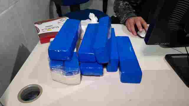 Três são presos com droga em ação da PM