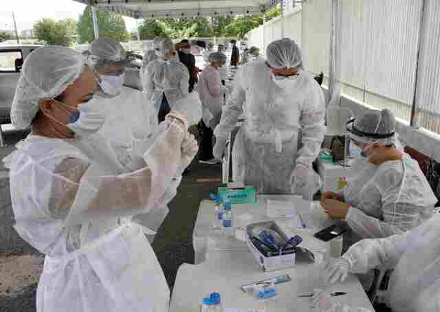 Testagem rápida em drive-thru detecta 221 pessoas com Coronavírus na Capital