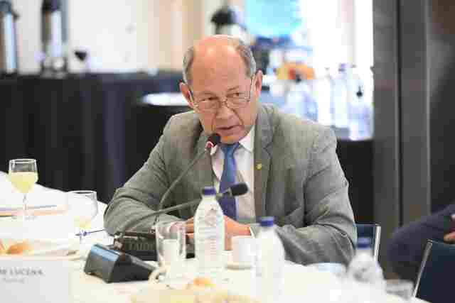 Coronel Chrisóstomo consegue no DNIT e IBAMA apoio para evitar paralisação na ponte do rio Araras