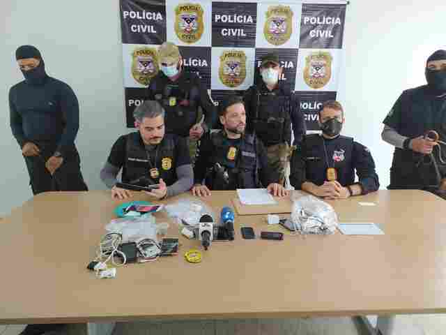 Operação procura acusados de ameaçar jornalista