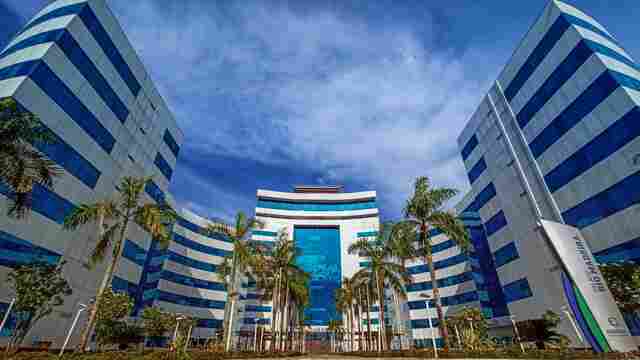 Governo publicou 12 decretos em um ano de pandemia no Estado