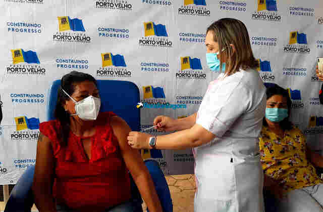 Prefeitura da Capital vai seguir nova orientação e não fará estoque de vacinas para 2ª dose