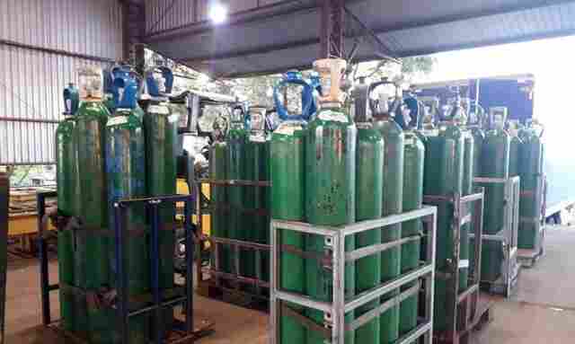 Empresas garantem oxigênio a hospitais de 34 cidades só até amanhã; instituições vão à Justiça