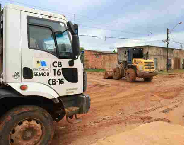 Prefeitura realiza obras em 37 ruas de Porto Velho