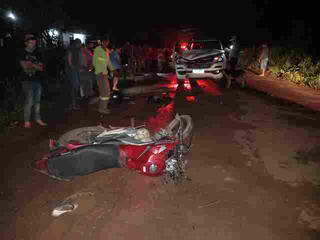 Jovem morre após colisão de moto com S-10