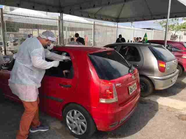 Sesau faz drive-thru de testes de Coronavírus na Zona Leste da Capital
