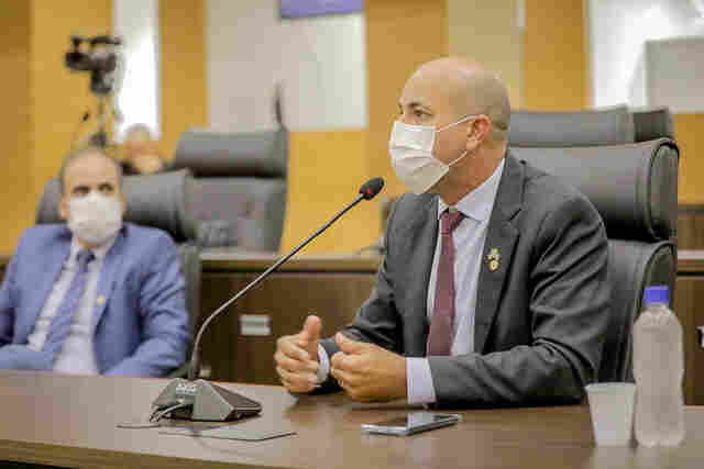 Ismael Crispin agradece governador pela atenção com a Lei do Zoneamento