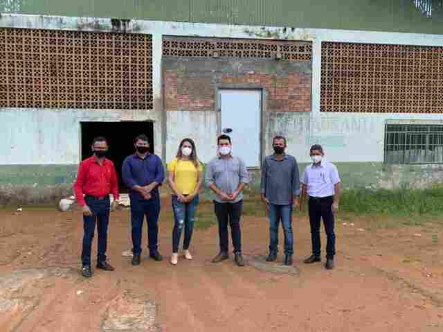 Marcelo Cruz fiscaliza últimos detalhes da construção da Fábrica de Gelo em Ji-Paraná