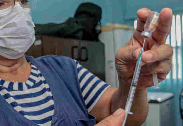 Porto Velho suspende aplicação da segunda dose da Coronavac por falta da vacina