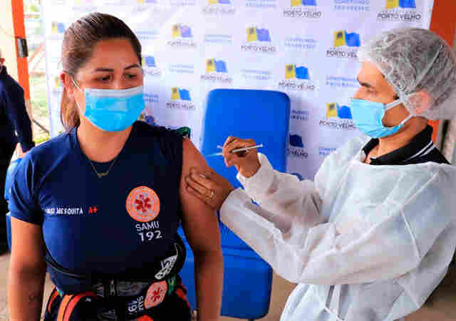 Mais de 20 mil profissionais da saúde já foram vacinados em Porto Velho