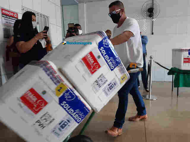 Rondônia recebe mais 50 mil doses de vacinas para imunizar pessoas com comorbidades
