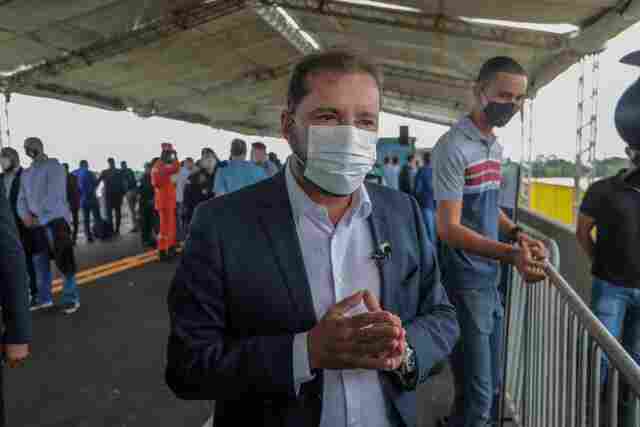 Prefeito diz que ponte do Abunã será iluminada; logística de transporte será mais eficaz