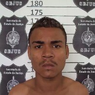 Apenado é executado em frente de vila de apartamentos
