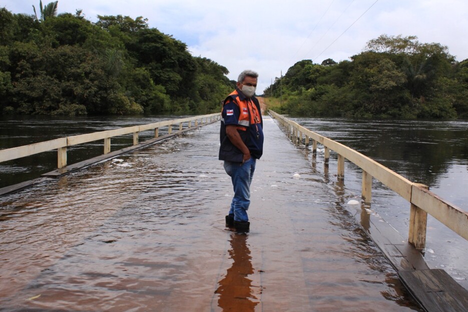 Nível dos rios continua subindo no Amazonas e já várias cidades