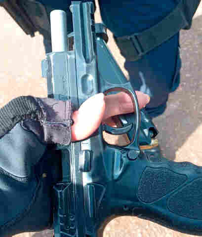 Após perseguição, quatro são presos com arma em Porto Velho