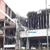 Vídeo: estrutura da obra da Faculdade Católica desaba e deixa feridos