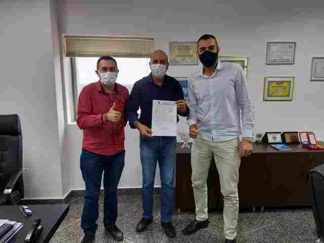 Ismael Crispin garante R$ 500 mil para recapeamento de ruas em Cerejeiras