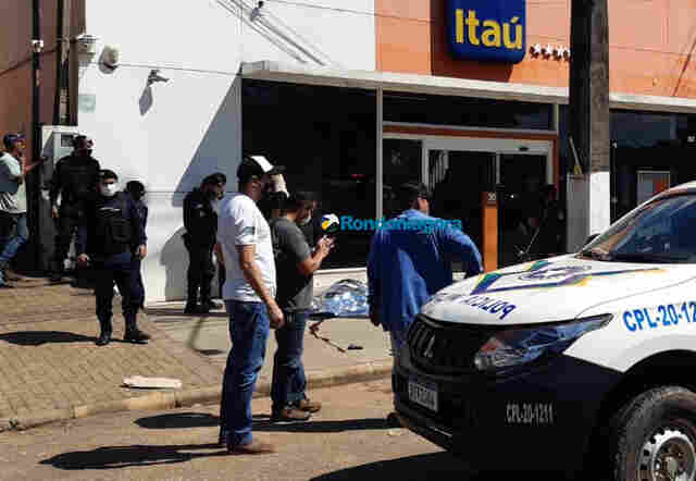 Vídeo: Bandido morto em tentativa de assalto tinha 22 anos e levou tiros de sargento do Exército