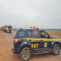 Produtores interditam parcialmente a BR-364 no trevo de acesso a Cujubim