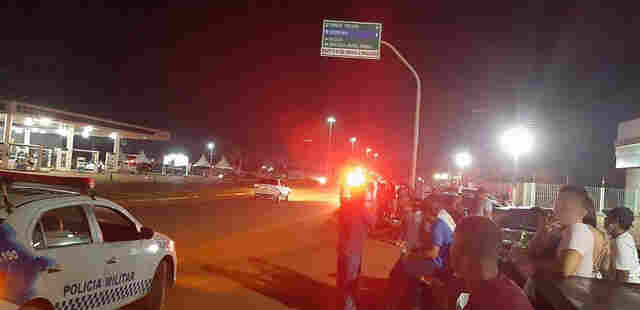 Guajará-Mirim: PM acaba com aglomeração em posto de combustível