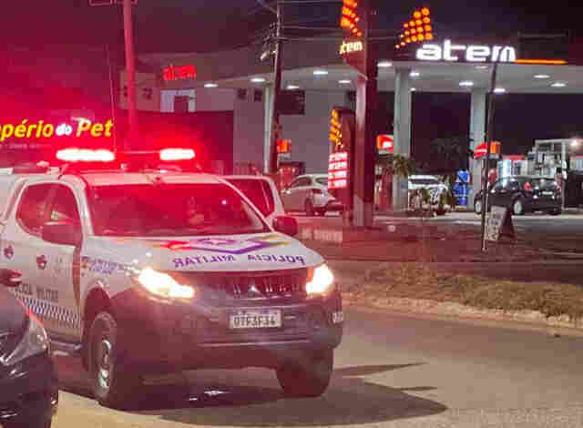 Motorista de aplicativo vende carro, não recebe e amigos tentam resgate