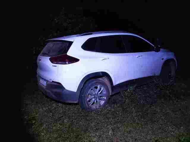 PM e PRF localizam em Guajará-Mirim carro furtado em Porto Velho