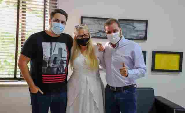 Léo Moraes destina R$ 500 mil de emenda para campanha de castração de animais de rua