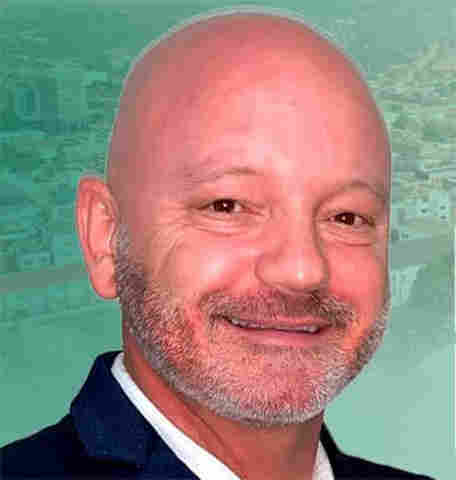 Engenheiro passa mal durante aula de natação e morre em Porto Velho