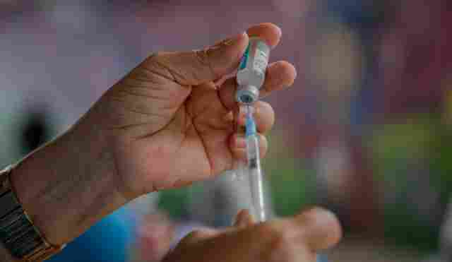 Prefeito convoca jovens a partir de 23 anos para vacinação nesta quinta-feira