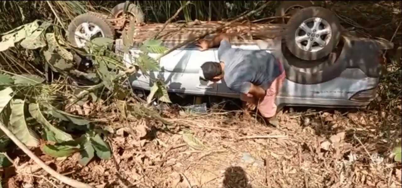 Vídeo: motorista filma Fiat Strada em zigue-zague antes de capotar na BR-435