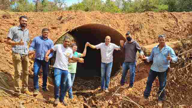 Em Parecis, deputado Ismael Crispin vistoria substituição de pontes de madeiras por por tubos armcos