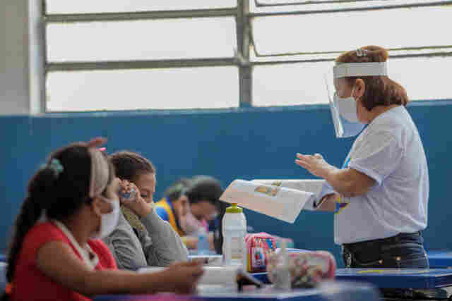 Prefeito anuncia a contratação de 151 professores para as escolas municipais de Porto Velho