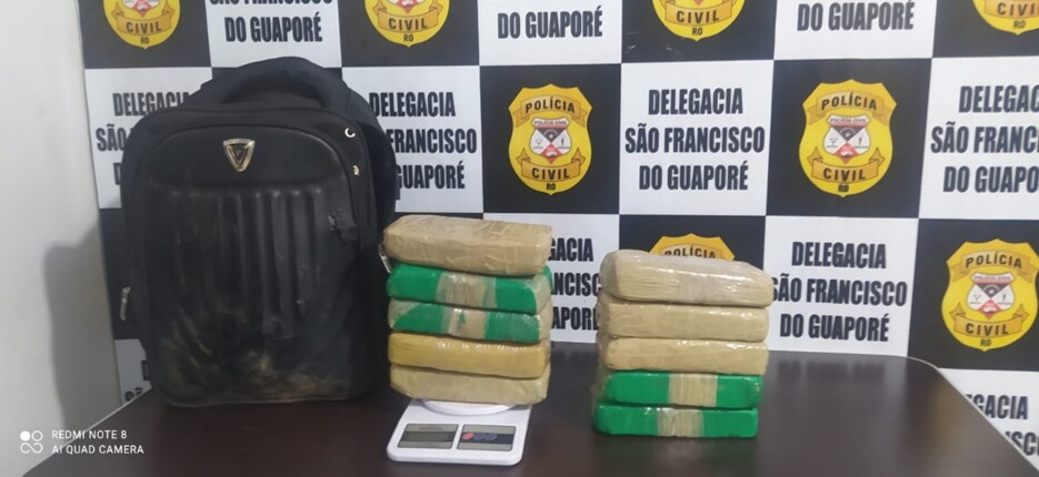 Dois jovens traficantes são presos com 10 quilos de drogas pela Polícia Civil na BR-429