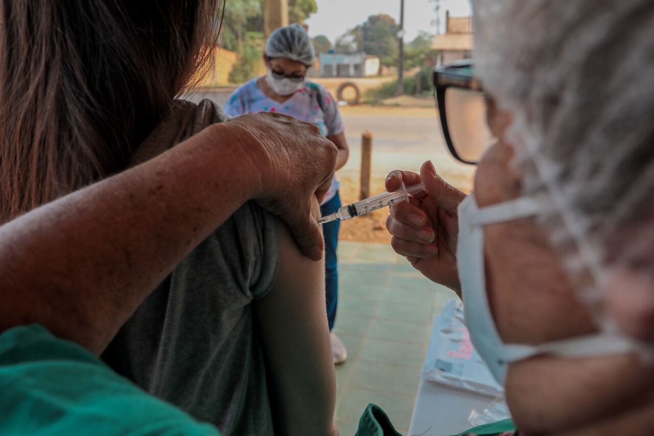 Porto Velho: cerca de 9 mil doses de vacinas foram aplicadas na sexta e sábado