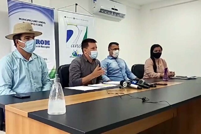 Arom comemora 6 meses de nova gestão com economia, austeridade e articulação política