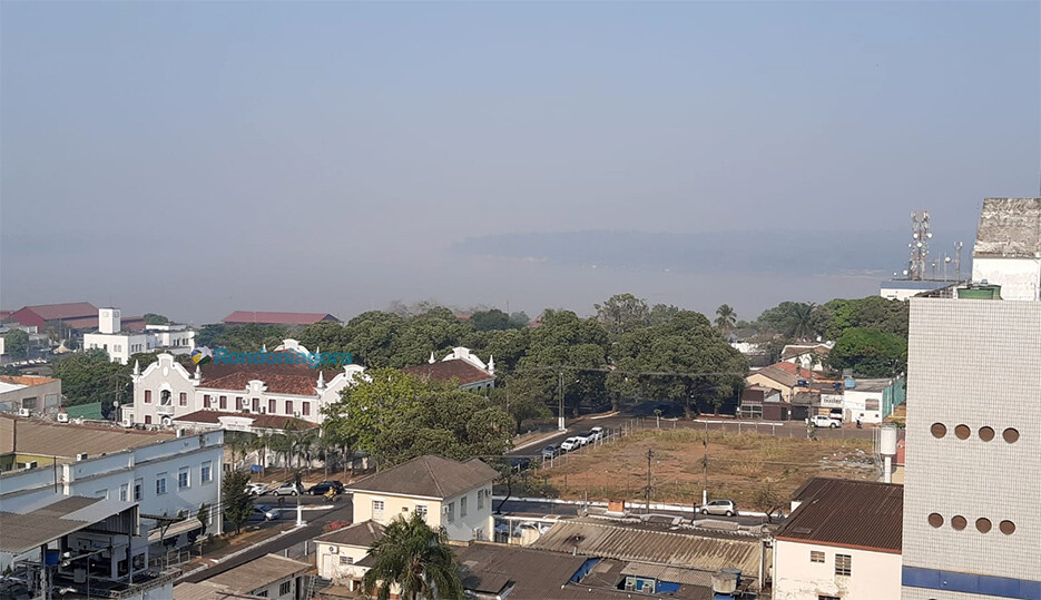 Mais um dia com muita fumaça em Porto Velho; em 12 horas foram 288 focos de calor no Estado