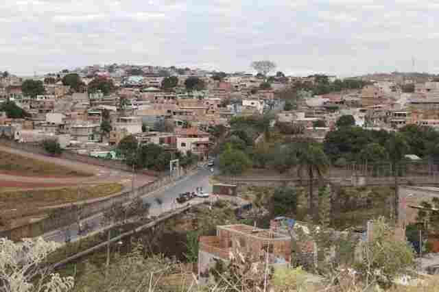 Homem sofre tentativa de homicídio a tiros no bairro Nacional