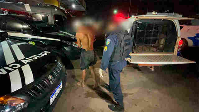 Foragido é espancado por populares no Bairro Teixeirão