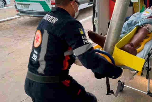 Pedestre atropelado por carro morre no João Paulo II; corpo ainda não foi reconhecido