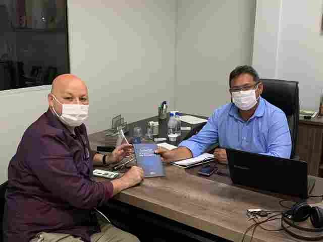 Impacto da Internet no distrito de Calama é tema de livro lançado por doutorando