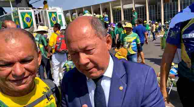 Fechado com Bolsonaro, Chrisóstomo vai para o meio do povo e na câmara incentiva deputados a defender os brasileiros