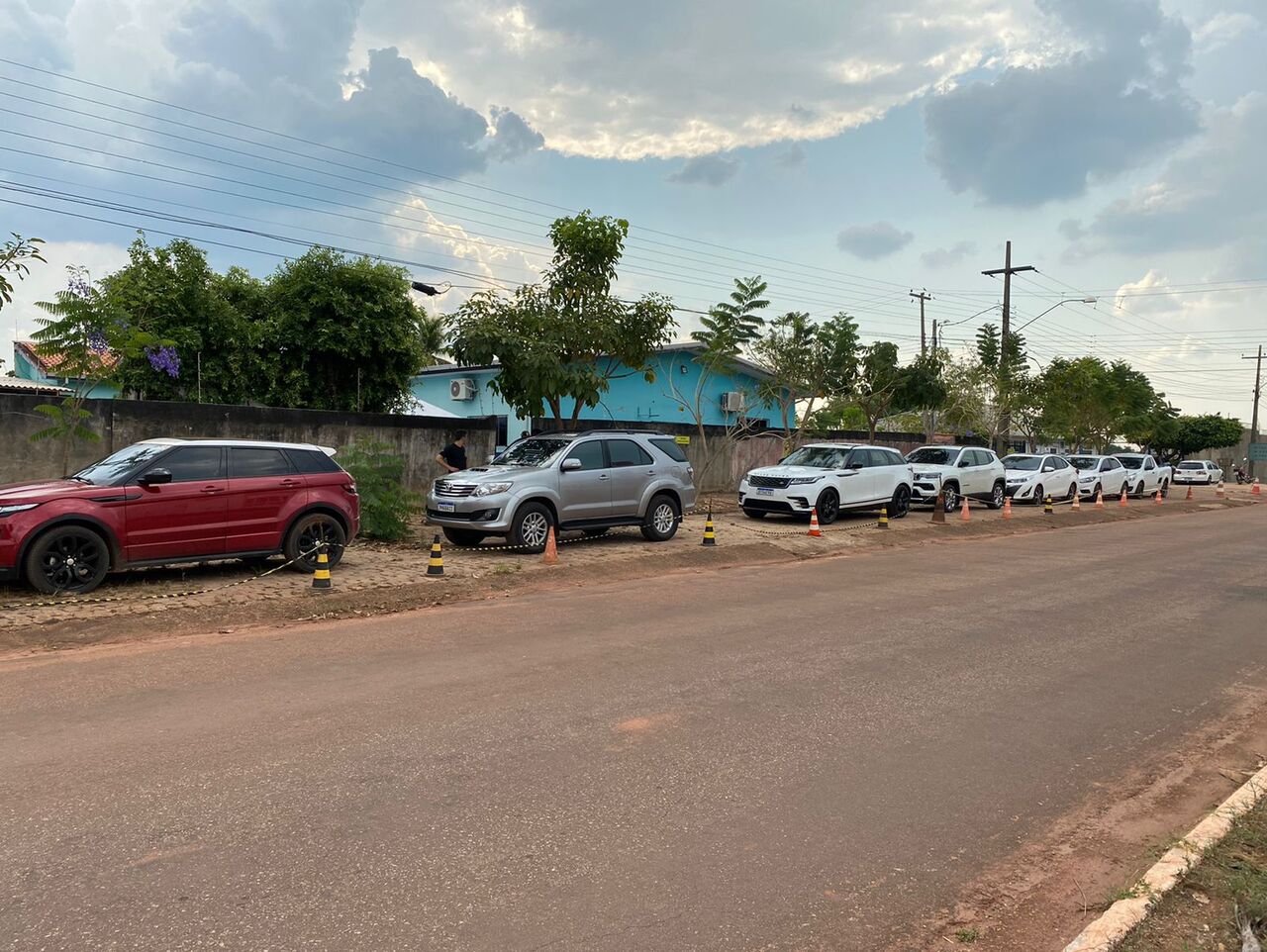 Fotos: operação da PF em Rondônia apreende vários carros de luxo