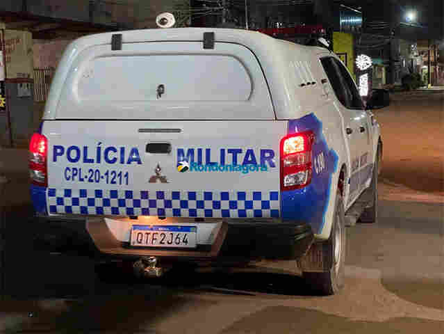 Em abordagens distintas, PM flagra dois homens com armas de fogo