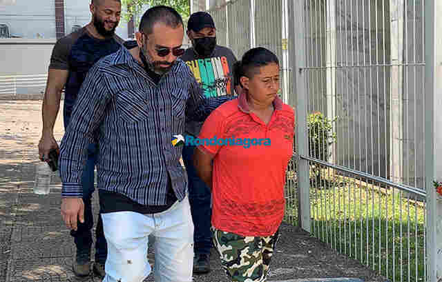 Mulher é presa e confessa ter matado homem após sofrer ameaças