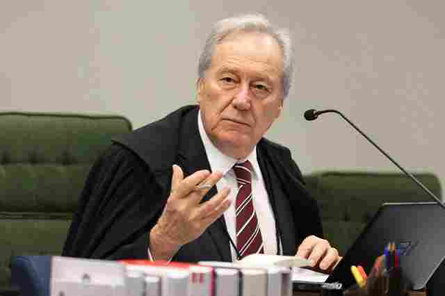 Ministro do Supremo determina que estados e municípios podem decidir sobre a vacinação de adolescentes