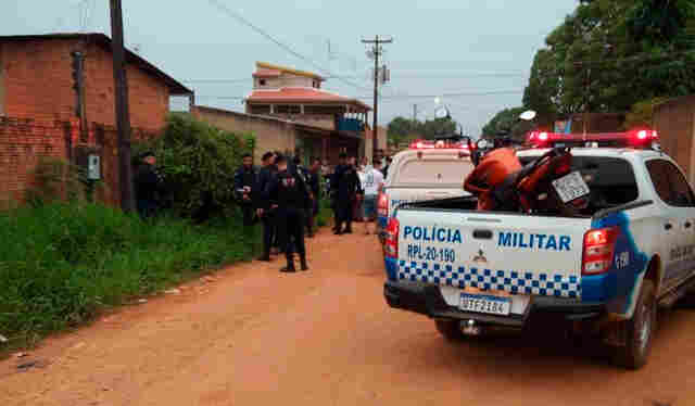 Criminoso é preso e comparsa baleado após assalto